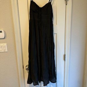 Petal & Pup Darcie Sweetheart Neckline Midi Dress Black Size M